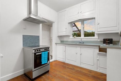 Photo of property in 1/13 Lansbury Avenue, Strowan, Christchurch, 8052