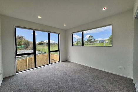 Photo of property in 3/36 Fairdale Place, Birkdale, Auckland, 0626