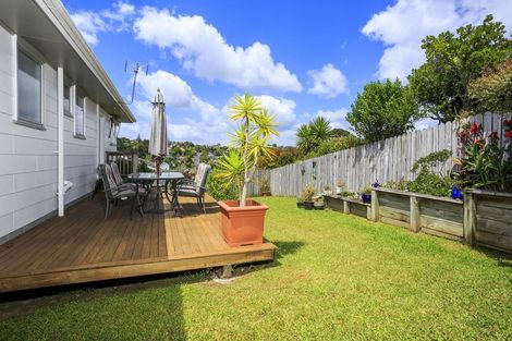 Photo of property in 3 Intrepid Place, Torbay, Auckland, 0630