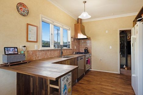 Photo of property in 766 State Highway 1, Manakau, Levin, 5573