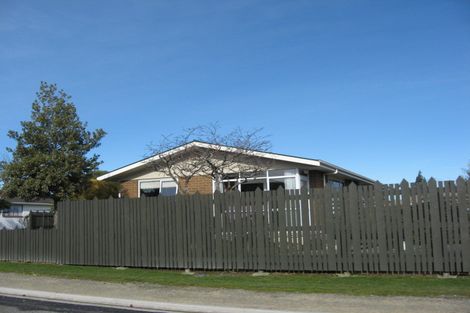 Photo of property in 5 Waterford Drive, Winton, 9720