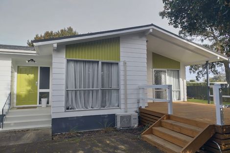 Photo of property in 15 Kindergarten Drive, Conifer Grove, Takanini, 2112