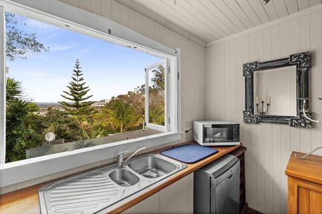 Photo of property in 43 Chaucer Road, Hospital Hill, Napier, 4110