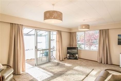 Photo of property in 16a Nola Avenue, Raumati Beach, Paraparaumu, 5032