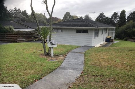 Photo of property in 15 The Grove, Titirangi, Auckland, 0604