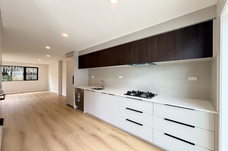 Photo of property in 58b Fitzherbert Avenue, West Harbour, Auckland, 0618