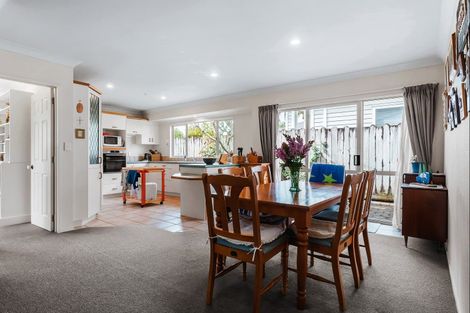 Photo of property in 1 Bramley Drive, Rototuna, Hamilton, 3210