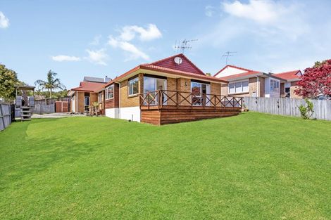 Photo of property in 1/2 Perendale Close, Somerville, Auckland, 2014