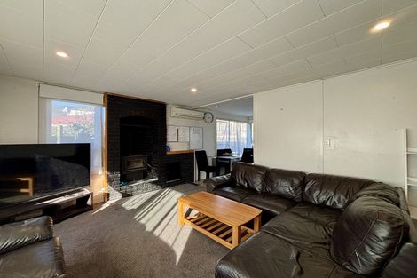 Photo of property in 75a Hampden Street, Picton, 7220