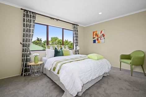 Photo of property in 79a Tiraumea Drive, Pakuranga, Auckland, 2010