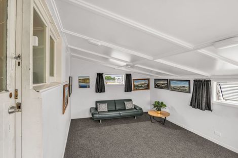 Photo of property in 31 Matai Street, Castlecliff, Whanganui, 4501