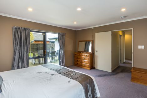 Photo of property in 16 Camleigh Close, Kaiapoi, 7630