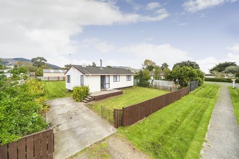 Photo of property in 4 Rata Street, Tokomaru, Palmerston North, 4474