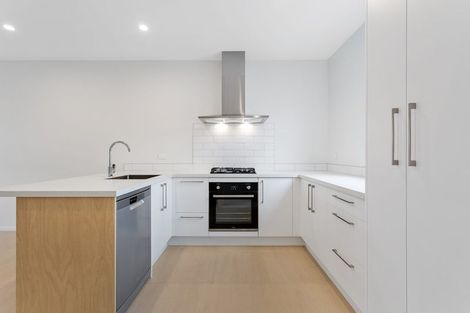 Photo of property in 8 Nuku Place, Manurewa, Auckland, 2102