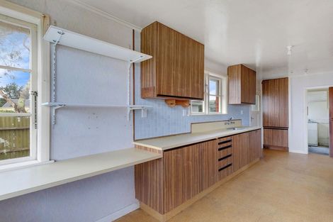 Photo of property in 2 Chew Place, Ranui, Porirua, 5024