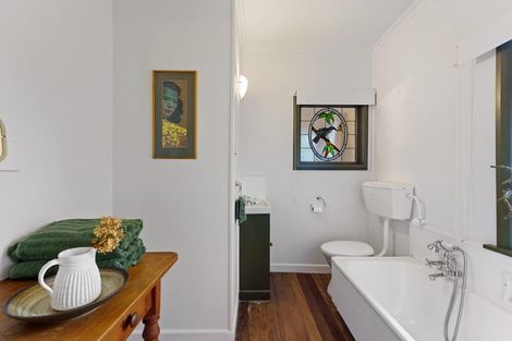 Photo of property in 52 Forest Road, Raumati South, Paraparaumu, 5032