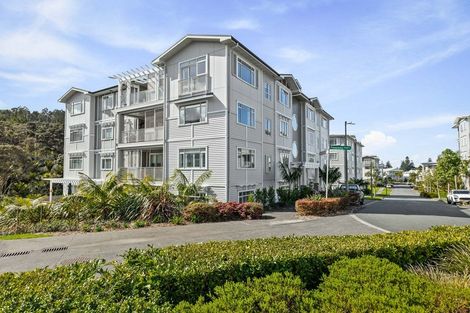 Photo of property in 90 Eaves Bush Parade, Orewa, 0931