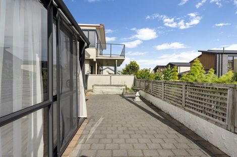 Photo of property in 3/30 Whiteley Street, Moturoa, New Plymouth, 4310