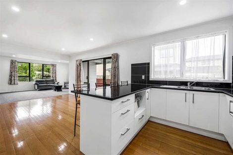 Photo of property in 11 Sunnyside Crescent, Papatoetoe, Auckland, 2025