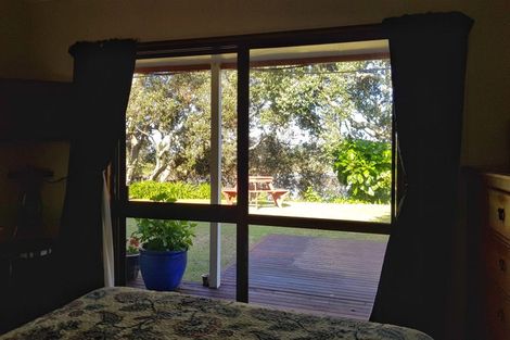 Photo of property in 28 Pohutukawa Drive, Athenree, Katikati, 3177