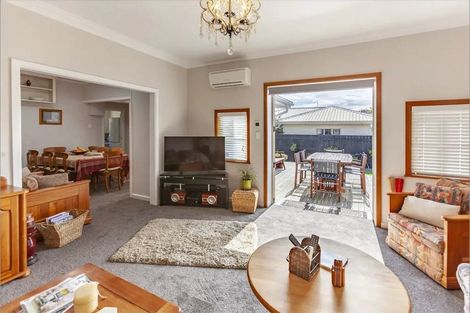 Photo of property in 17 Harris Street, Greenmeadows, Napier, 4112