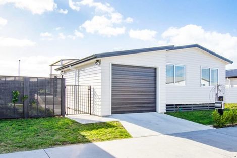 Photo of property in 215/11 Kamahi Crescent, Papamoa Beach, Papamoa, 3118