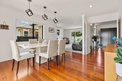 Photo of property in 25 Leafield Crescent, Henderson, Auckland, 0612