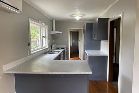 Photo of property in 17 Reading Street, Upper Riccarton, Christchurch, 8041