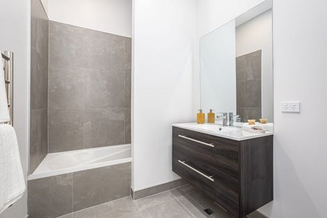 Photo of property in 3 Houhere Street, Paraparaumu, 5032