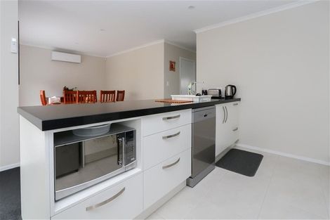 Photo of property in 27 Ridgedale Crescent, Flagstaff, Hamilton, 3210