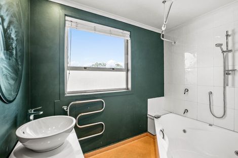 Photo of property in 2a Wanaka Terrace, Bell Block, New Plymouth, 4312
