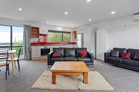 Photo of property in 2/274 Armagh Street, Christchurch Central, Christchurch, 8011