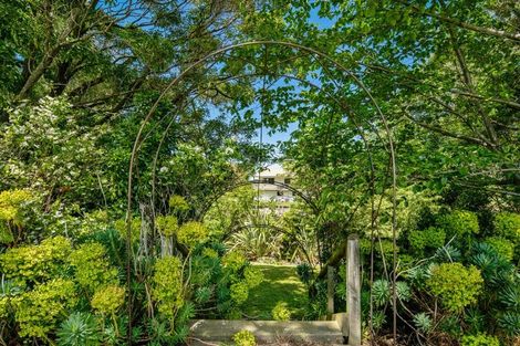 Photo of property in 43 Holdaway Street, Riversdale, Blenheim, 7201