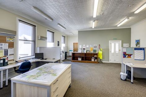 Photo of property in 59 Marine Parade, Napier South, Napier, 4110