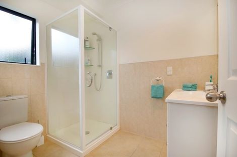 Photo of property in 8 Vintage Drive, Henderson, Auckland, 0612