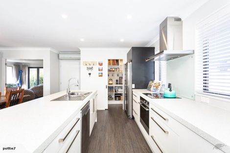 Photo of property in 43 Oakley Drive, Prebbleton, 7604