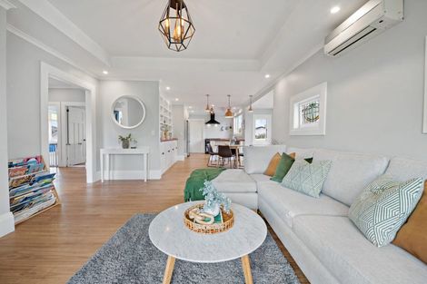 Photo of property in 35 Helvetia Road, Pukekohe, 2120