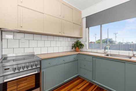 Photo of property in 86a Avondale Road, Avondale, Auckland, 1026