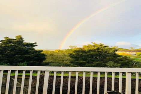 Photo of property in 1 Ashland Place, Weymouth, Auckland, 2103