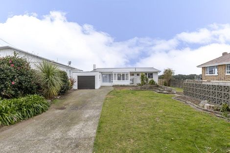 Photo of property in 6 Watene Crescent, Waitara, 4320