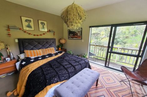 Photo of property in 50 Lone Kauri Road, Karekare, New Lynn, 0772