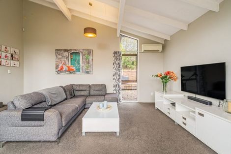 Photo of property in 26 Woolwich Close, Whitby, Porirua, 5024