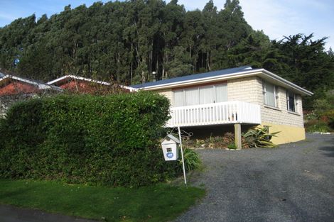 Photo of property in 26 Waikana Street, Broad Bay, Dunedin, 9014