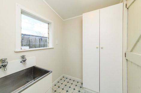 Photo of property in 6 Joseph Street, West End, Palmerston North, 4412