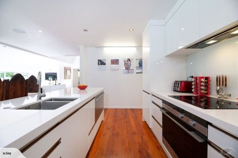 Photo of property in 7/177 Onewa Road, Birkenhead, Auckland, 0626