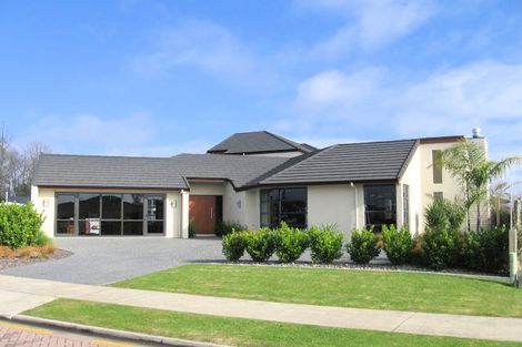 Photo of property in 1 Somerton Drive, Huntington, Hamilton, 3210