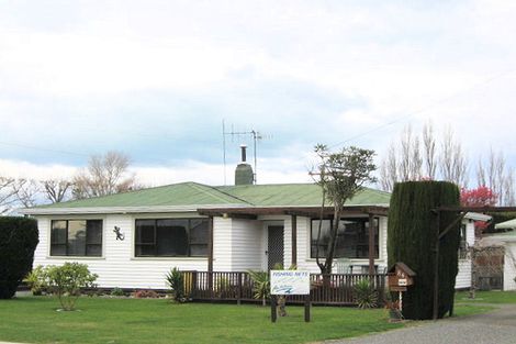 Photo of property in 84 Ferry Road, Clive, 4102