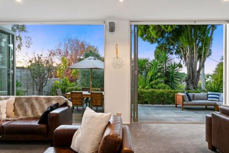 Photo of property in 54a Penzance Road, Mairangi Bay, Auckland, 0630