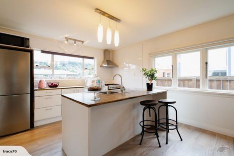 Photo of property in 94 Hargest Crescent, Saint Clair, Dunedin, 9012