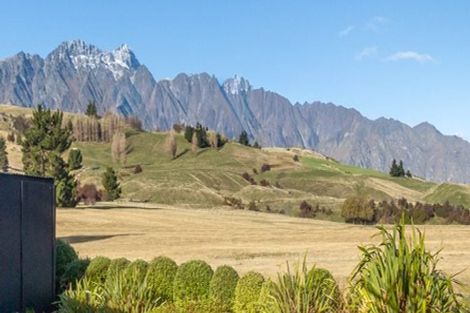Photo of property in 65 Oregon Drive, Kelvin Heights, Queenstown, 9300